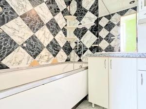 Pronájem bytu 2+1, Chomutov, Kamenná, 59 m2