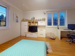 Pronájem rodinného domu, Hradištko - Brunšov, Pod Linkou, 424 m2