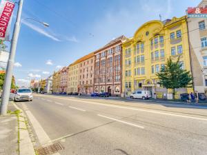 Pronájem kanceláře, Plzeň, Klatovská třída, 182 m2