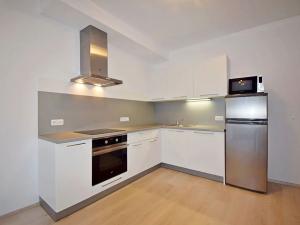 Pronájem bytu 2+kk, Praha - Stodůlky, Klementova, 58 m2
