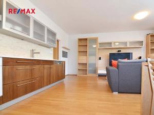 Pronájem bytu 3+kk, Praha - Břevnov, Bolívarova, 94 m2