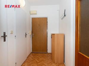 Prodej bytu 1+1, Praha - Libuš, Na domovině, 38 m2