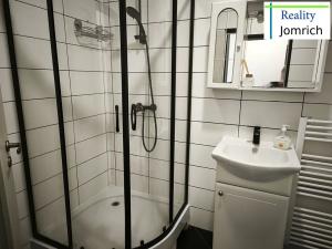 Pronájem bytu 1+1, Chrastava, Žitavská, 36 m2