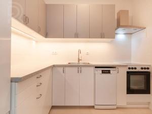 Pronájem bytu 3+kk, Praha - Žižkov, Seifertova, 74 m2