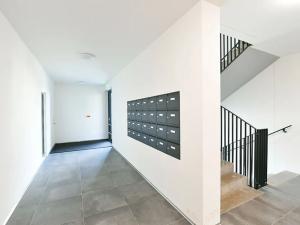 Pronájem bytu 1+kk, Praha - Velká Chuchle, Na hvězdárně, 36 m2