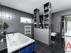 Prodej rodinného domu, Byšice, 365 m2