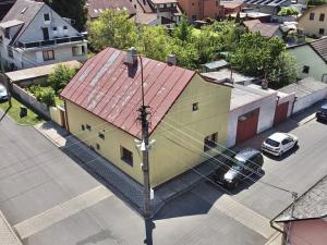 Prodej rodinného domu, Veleň, Ke Hřišti, 130 m2
