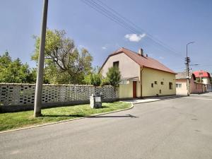 Prodej rodinného domu, Veleň, Ke Hřišti, 130 m2