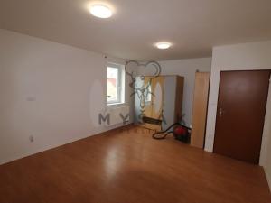 Pronájem bytu 2+1, České Budějovice - České Budějovice 3, J. Š. Baara, 72 m2