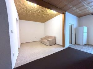 Pronájem bytu 2+kk, Plzeň, Čechova, 51 m2