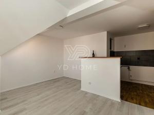 Prodej bytu 3+kk, Klatovy, Koldinova, 79 m2