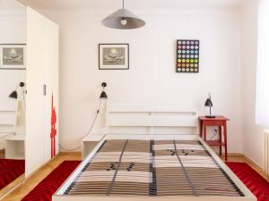 Pronájem bytu 2+1, Praha - Žižkov, Pod lipami, 53 m2