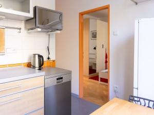 Pronájem bytu 2+1, Praha - Žižkov, Pod lipami, 53 m2