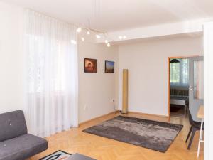 Pronájem bytu 2+1, Praha - Žižkov, Pod lipami, 53 m2