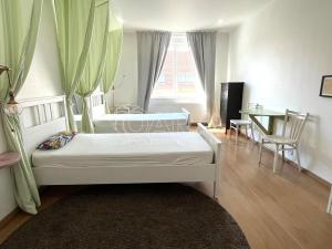 Pronájem bytu 3+kk, Praha - Vinohrady, Balbínova, 86 m2