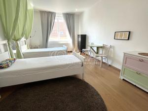 Pronájem bytu 3+kk, Praha - Vinohrady, Balbínova, 86 m2