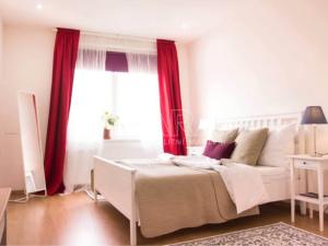 Pronájem bytu 3+kk, Praha - Vinohrady, Balbínova, 86 m2