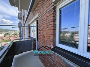 Pronájem bytu 2+1, Zlín, třída Tomáše Bati, 68 m2