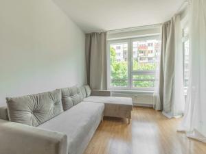 Pronájem bytu 2+kk, Praha - Vysočany, Pod Harfou, 51 m2