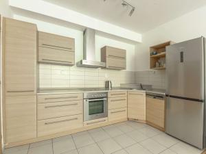 Pronájem bytu 2+kk, Praha - Vysočany, Pod Harfou, 51 m2
