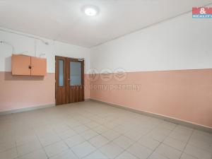 Prodej bytu 3+1, Ústí nad Labem - Severní Terasa, Šumavská, 80 m2