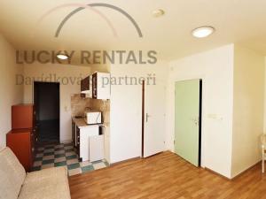 Pronájem bytu 2+kk, Průhonice, U Křížku, 42 m2