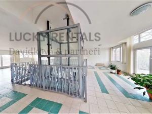 Pronájem bytu 2+kk, Průhonice, U Křížku, 42 m2