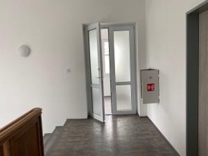 Pronájem bytu 2+kk, Ústí nad Labem - Střekov, Žukovova, 50 m2