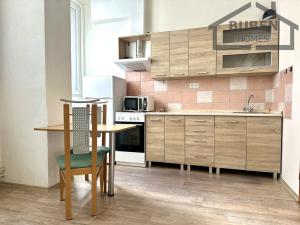 Pronájem bytu 1+kk, Tachov, Bělojarská, 41 m2
