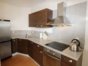 Pronájem bytu 1+kk, Praha - Vršovice, Krymská, 42 m2