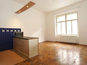 Pronájem bytu 3+kk, Praha - Bubeneč, Jaselská, 75 m2
