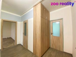 Prodej bytu 2+1, Kadaň, Husova, 48 m2