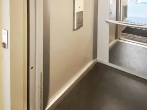 Pronájem bytu 1+kk, Praha - Košíře, Plzeňská, 38 m2