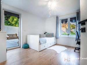 Prodej bytu 4+kk, Dolní Kounice, Ivančická, 92 m2