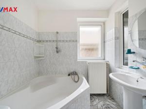 Prodej rodinného domu, Holohlavy, Na Státní, 98 m2