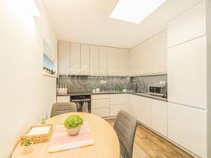 Prodej rodinného domu, Praha - Koloděje, K Sibřině, 217 m2