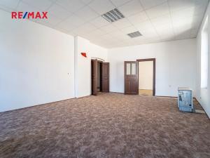 Prodej rodinného domu, Týnec nad Labem, Masarykovo náměstí, 142 m2