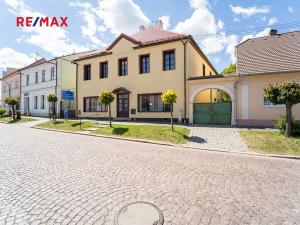 Prodej rodinného domu, Týnec nad Labem, Masarykovo náměstí, 142 m2