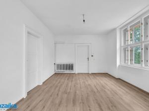 Pronájem bytu 3+1, Praha - Bubeneč, Eliášova, 100 m2