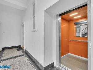 Pronájem bytu 3+1, Praha - Bubeneč, Eliášova, 100 m2