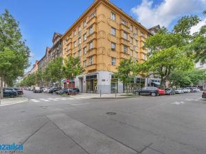Pronájem bytu 3+1, Praha - Bubeneč, Eliášova, 100 m2