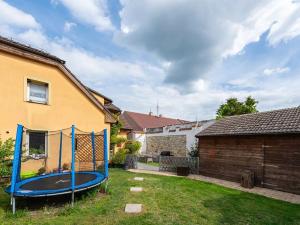 Prodej rodinného domu, Vinařice, II. ulice, 220 m2