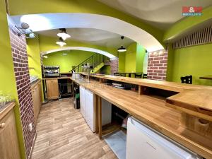 Pronájem obchodního prostoru, Praha - Žižkov, Víta Nejedlého, 72 m2