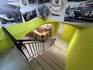 Pronájem obchodního prostoru, Praha - Žižkov, Víta Nejedlého, 72 m2