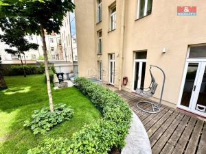 Pronájem obchodního prostoru, Praha - Žižkov, Víta Nejedlého, 72 m2