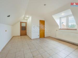 Prodej rodinného domu, Čečelice, Hřbitovní, 180 m2