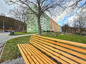 Pronájem bytu 1+1, Kadaň, Na Podlesí, 35 m2