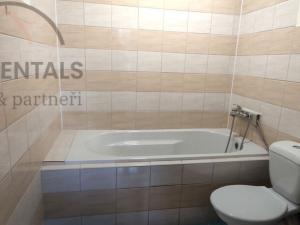 Pronájem bytu 2+kk, Průhonice, U Křížku, 42 m2