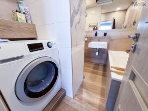 Prodej bytu 1+1, Teplice - Řetenice, Bratislavská, 41 m2
