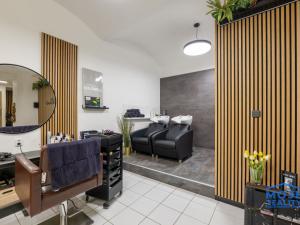Pronájem obchodního prostoru, Plzeň - Vnitřní Město, Sedláčkova, 74 m2